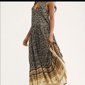 🪄🫰🏼 HP Spell Dahlia Maxi Dress In Woodstock Floral Boho Festival Size S